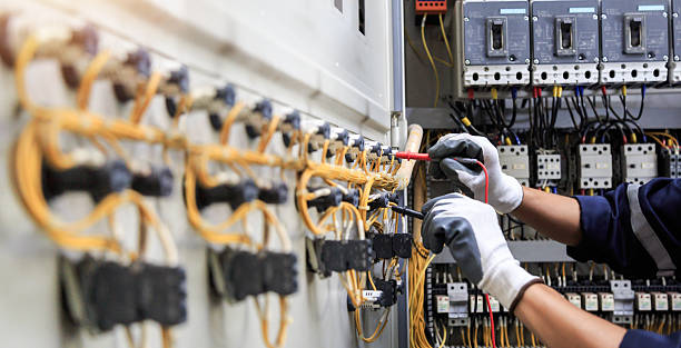 Professional Electrician technician working in Sulphur Springs, TX